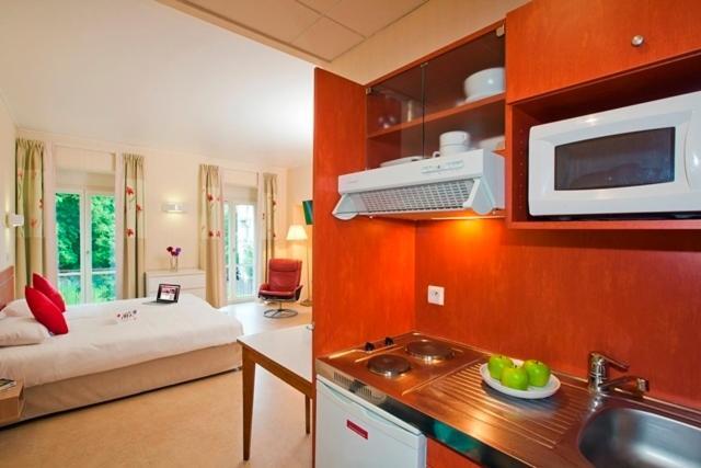Garden & City Luxeuil Ex Le Metropole Et Les Thermes ห้อง รูปภาพ